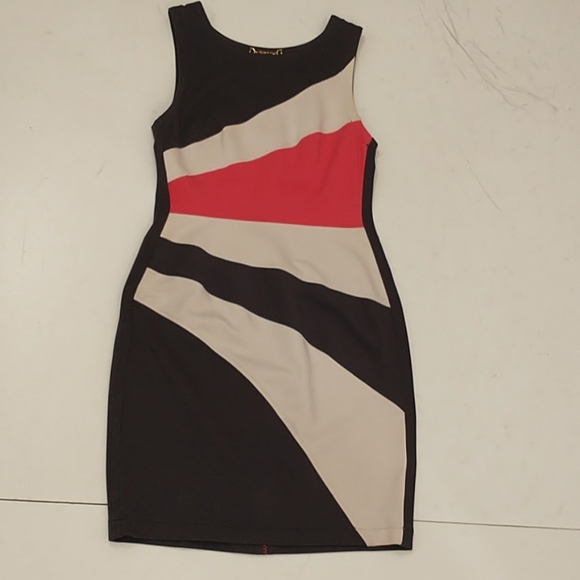 Designer Color Block Bodycon Dress Yoana Baraschi - Picture 9 of 9